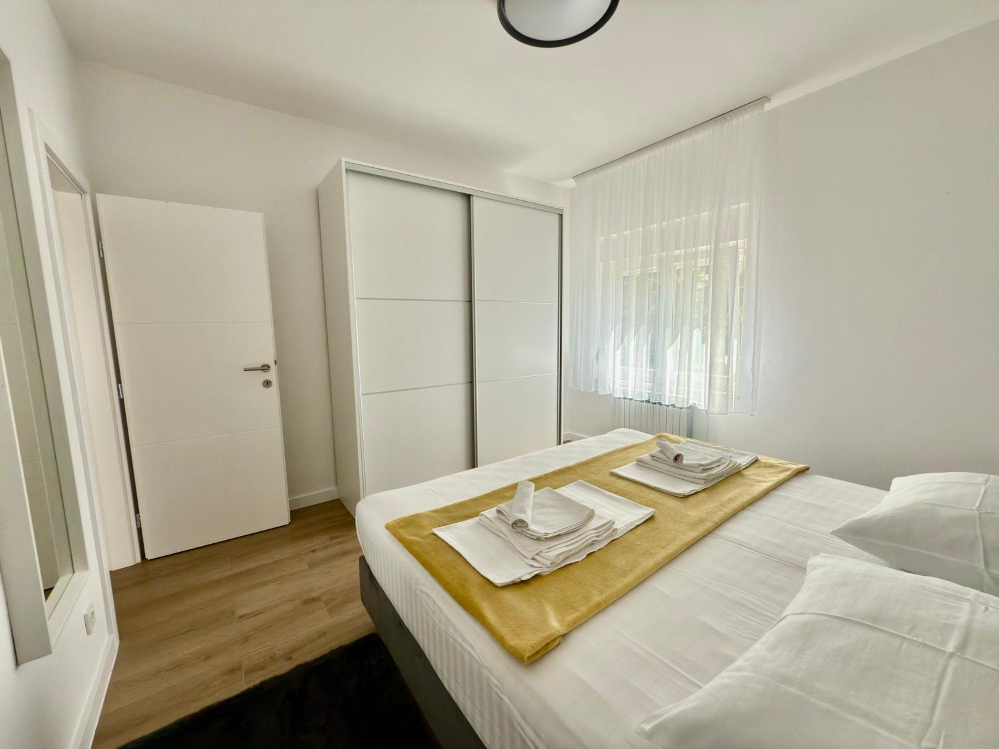 Apartmani Tatjana Novalja Dış mekan fotoğraf